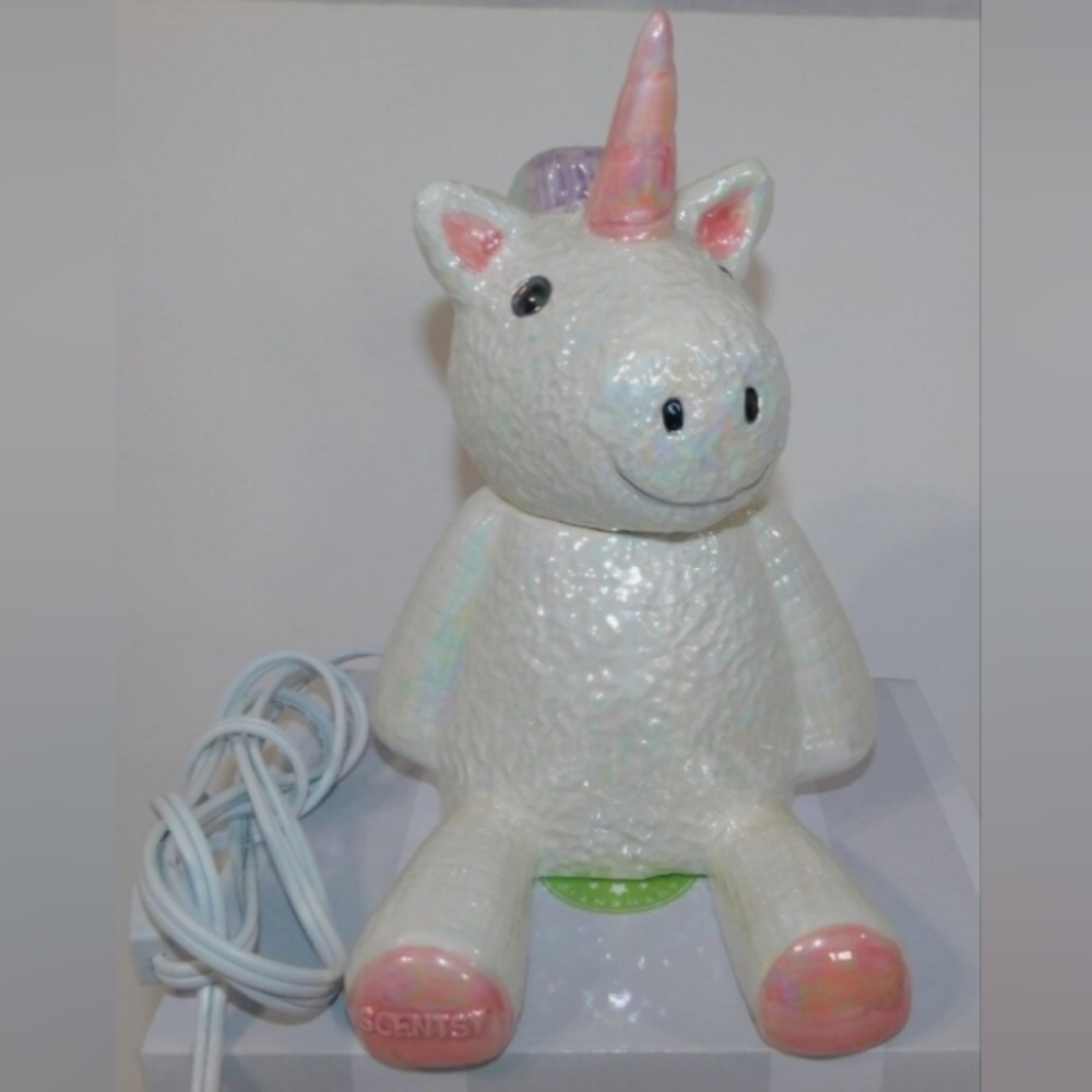 New Large Scentsy Wax Warmer - "Stella The Unicorn"